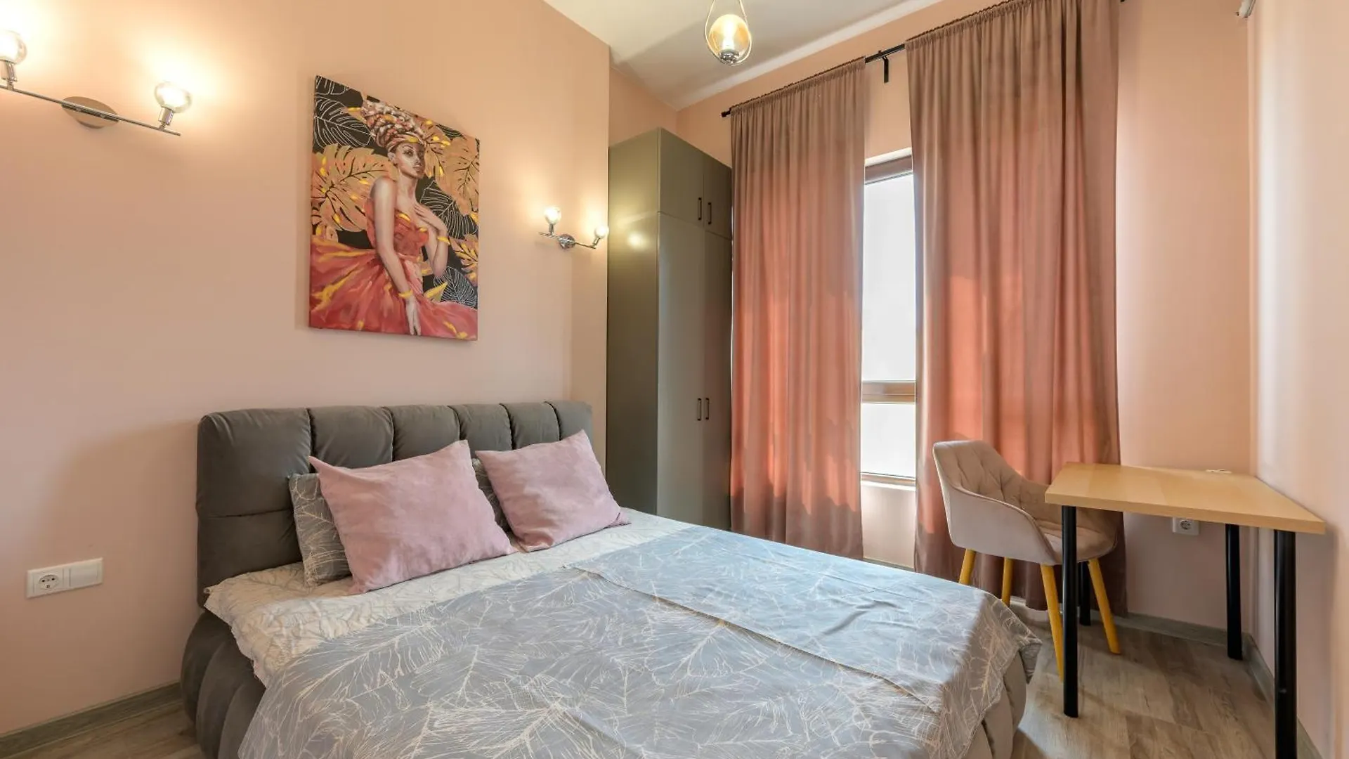 Pink Apartment Varna